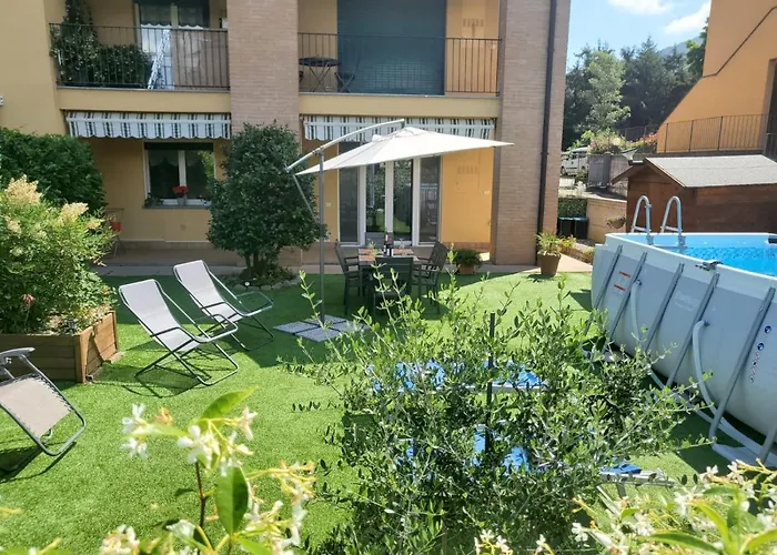 A Due Passi Dal Lago